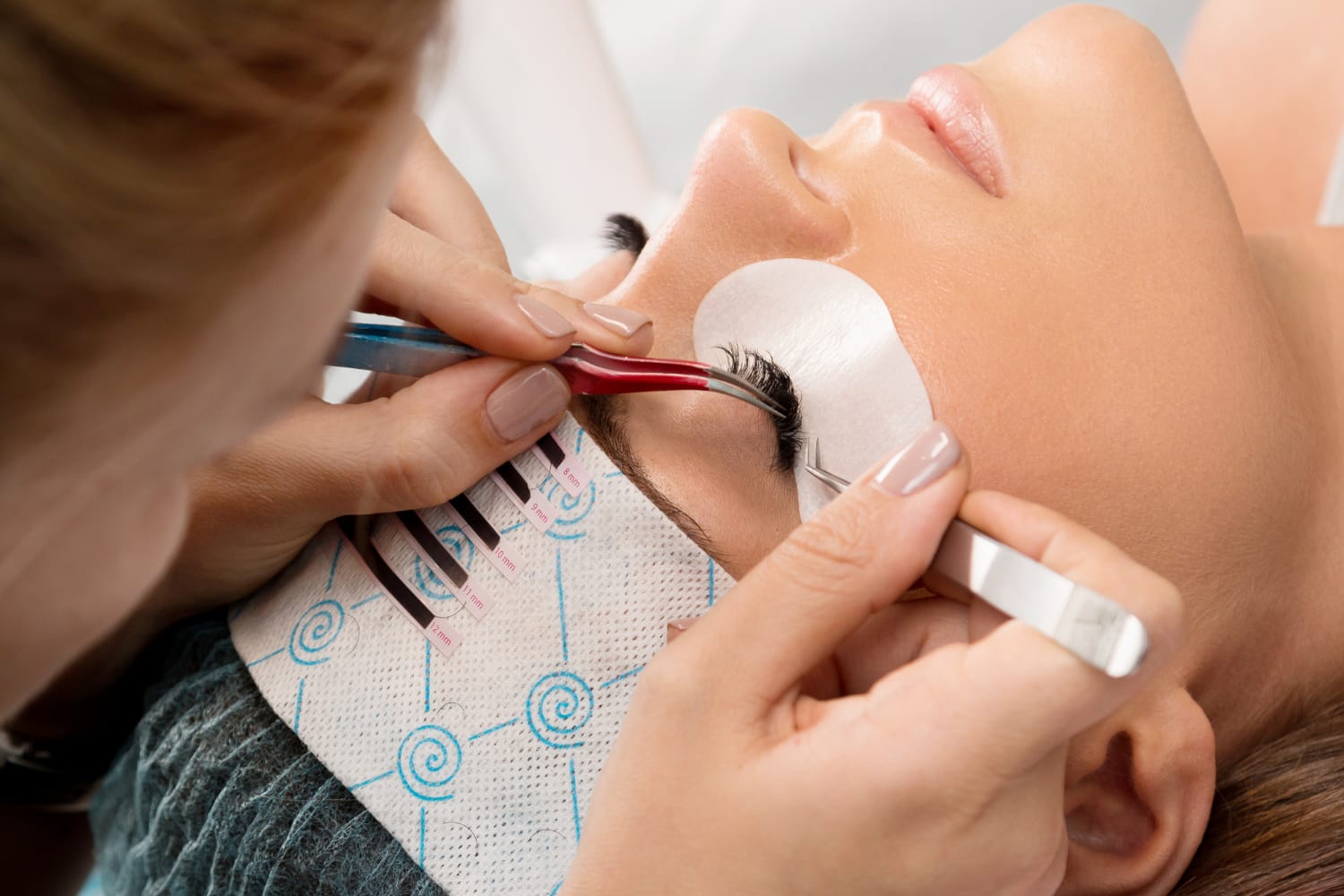 Наращивание ресниц — I am ME Beauty Lounge, Bang Tao