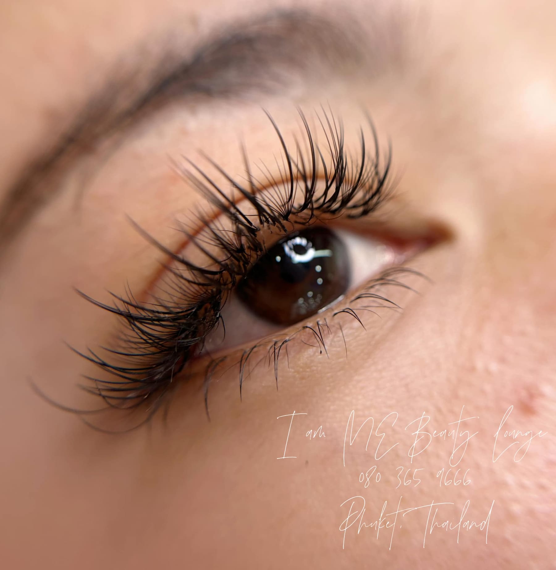 Наращивание ресниц — I am ME Beauty Lounge, Bang Tao