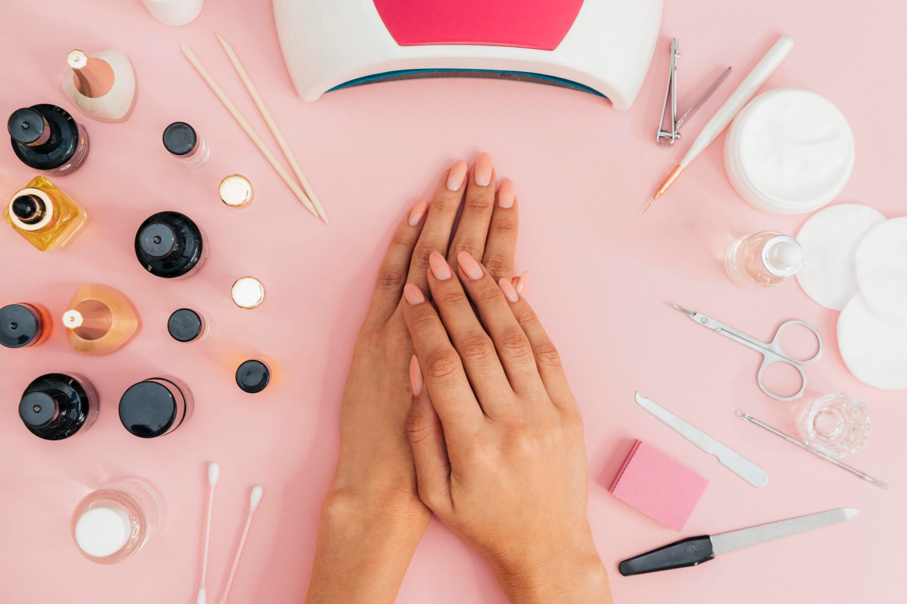 ทำเล็บ — I am ME Beauty Lounge, Bang Tao